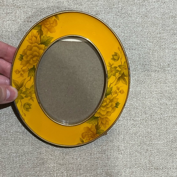 Bucklers Floral Enameled Picture Frame - Picture 3 of 4